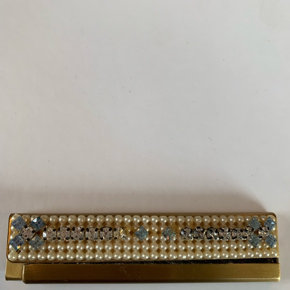 Elegant Pearl and Crystal Women's Hair Accessory - Picture 4 of 4